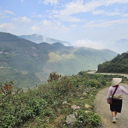 Sue Pa Family Trekking Homestay سابا المظهر الخارجي الصورة