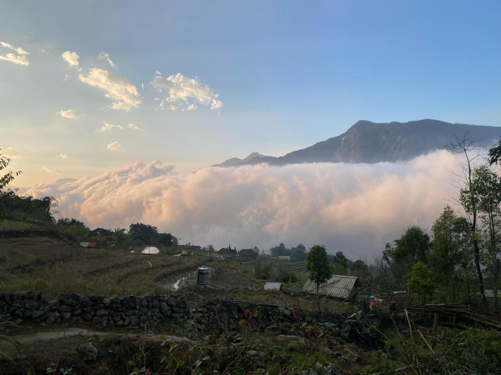 Sue Pa Family Trekking Homestay سابا المظهر الخارجي الصورة